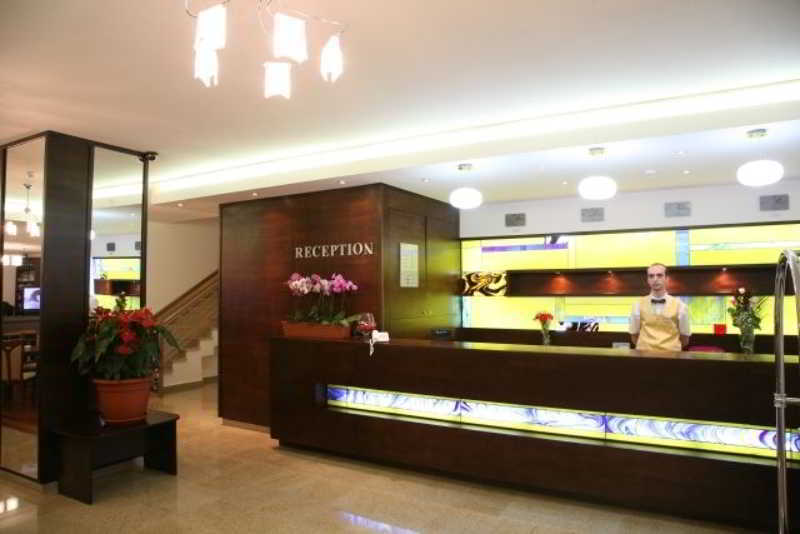Marshal Hotel Букурещ Интериор снимка