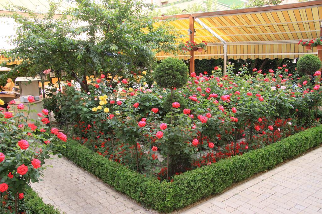 Marshal Hotel Букурещ Екстериор снимка